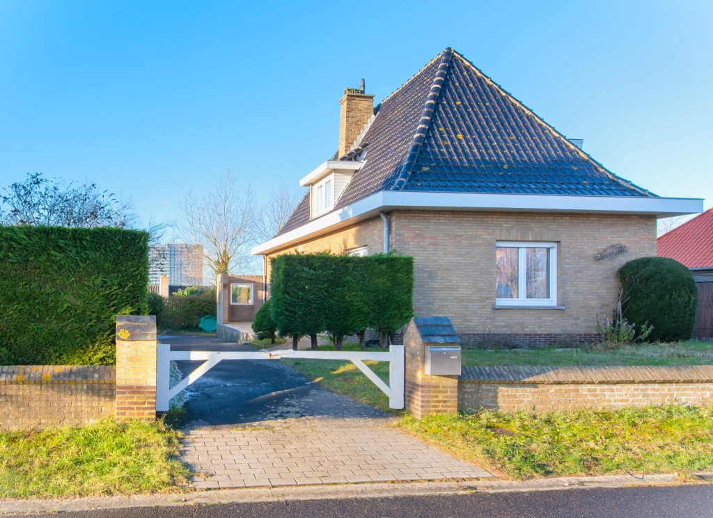 Huis aan DUINZICHT / VILLA