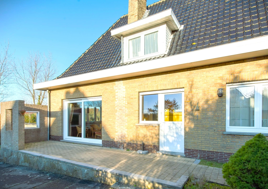 Huis aan DUINZICHT / VILLA