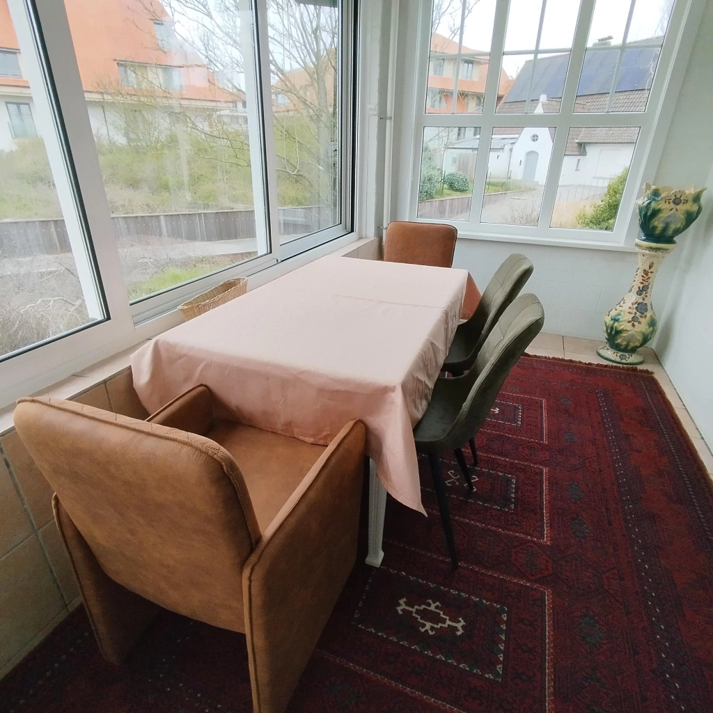 Huis aan LAAGLAND / VILLA 
