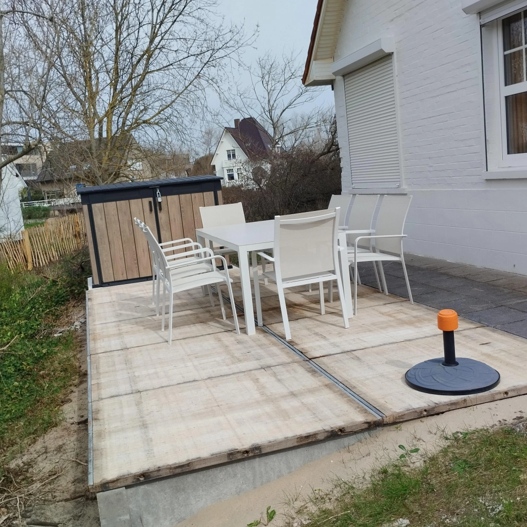 Huis aan LAAGLAND / VILLA 