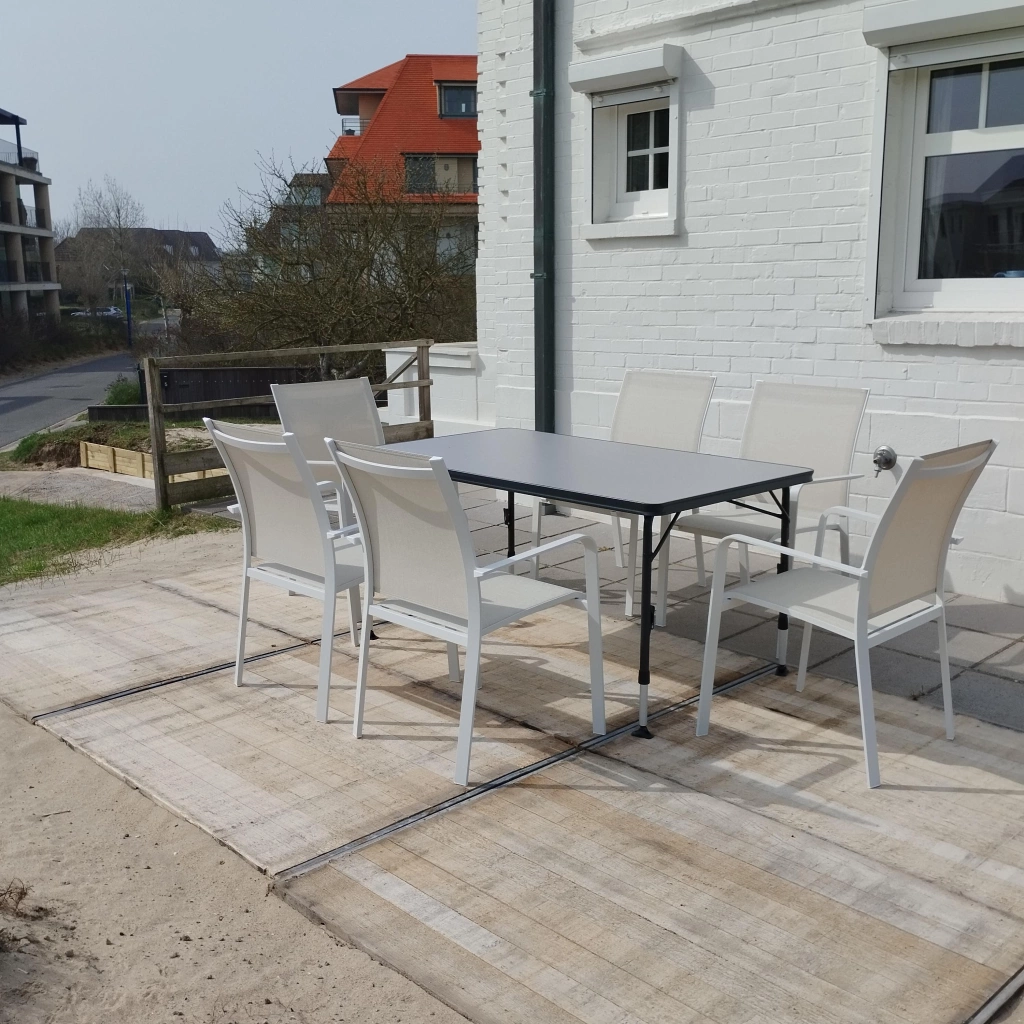 Huis aan LAAGLAND / VILLA 