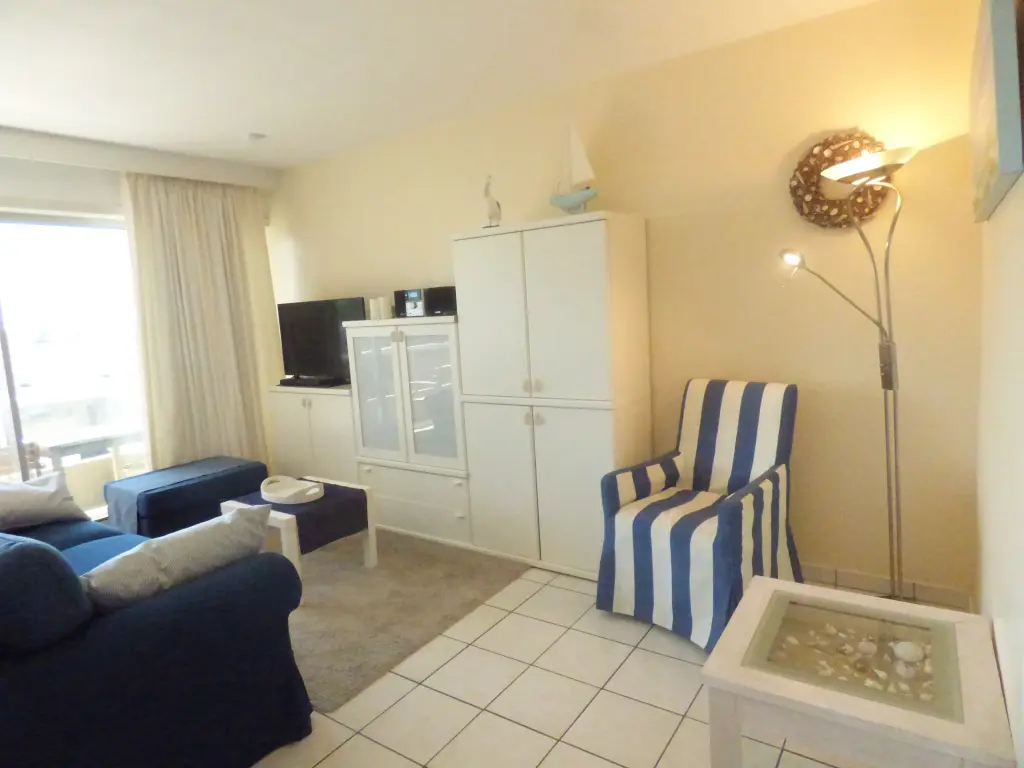 Nieuwpoort-bad:  lastminute 26/5 tot 30/5 vakantieappartement 1-4 personen groot terras