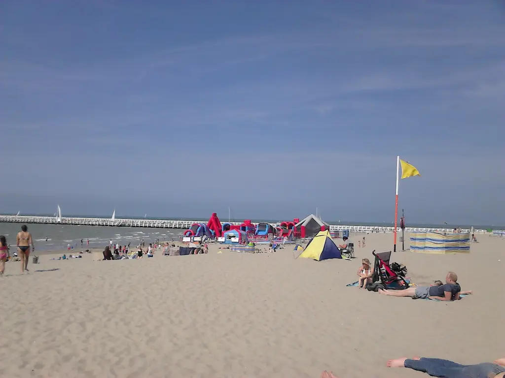 Nieuwpoort-bad:  lastminute 26/5 tot 30/5 vakantieappartement 1-4 personen groot terras