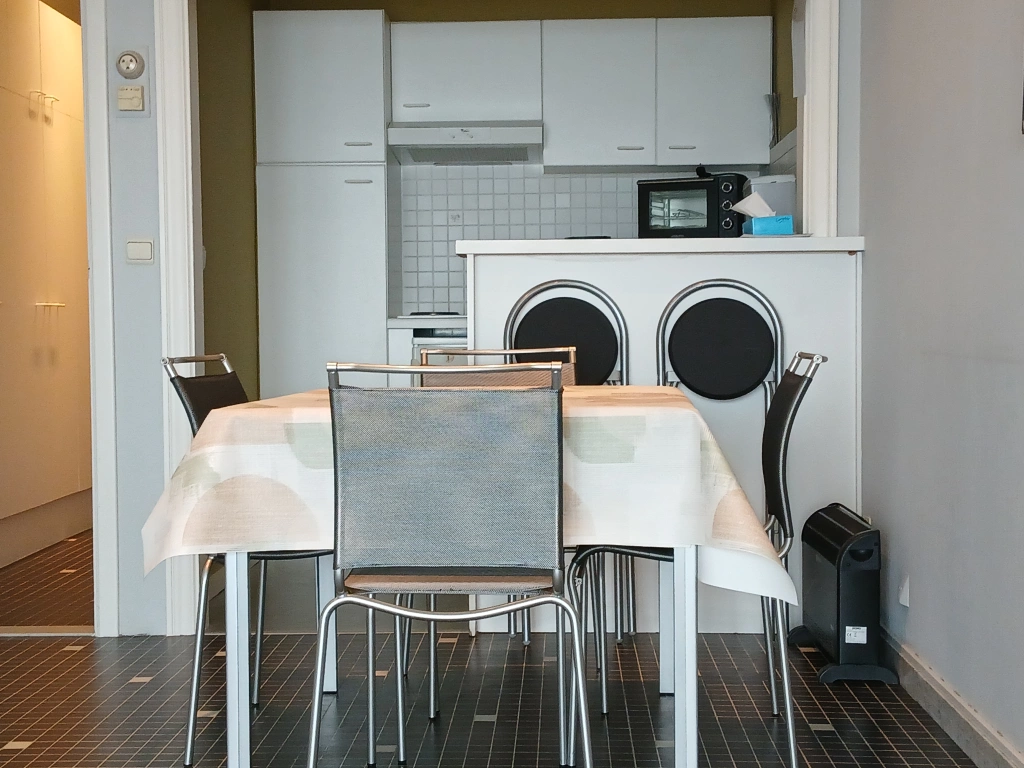 Appartement aan BRISTOL / B1