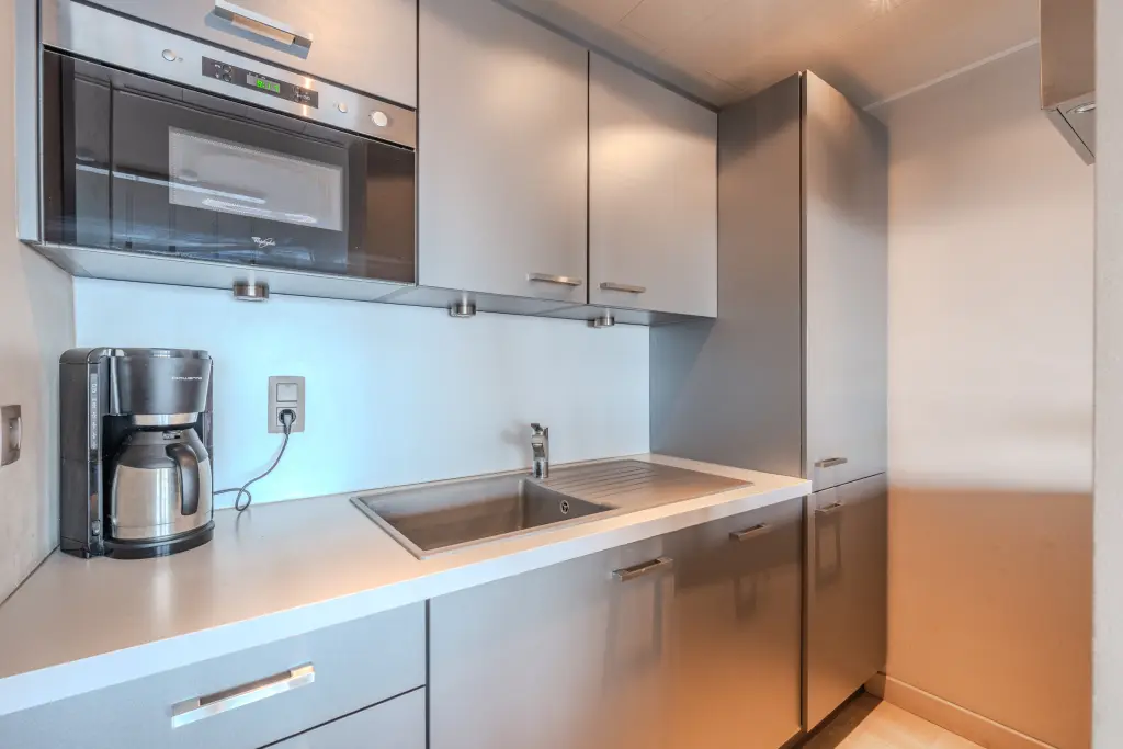 appartement zeedijk in Middelkerke - special seniors/kids met strandcabine