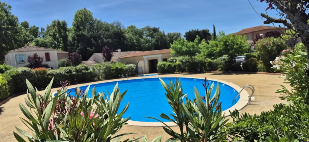 Provence - Vaucluse - Charmant vakantiehuis voor 2-5 personen, 2 slaapkamers, airconditioning, tuin in een rustige residentie