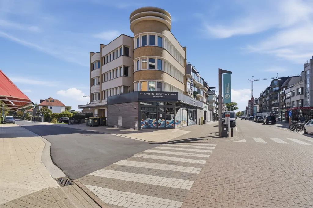 Appartement 'Seabase' in Sint-Idesbald nabij de zee