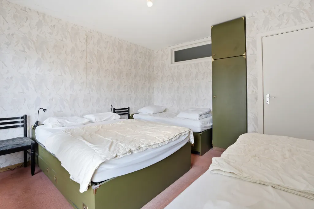 Appartement Estran – Frontaal Zeezicht op de Zeedijk in Sint-Idesbald