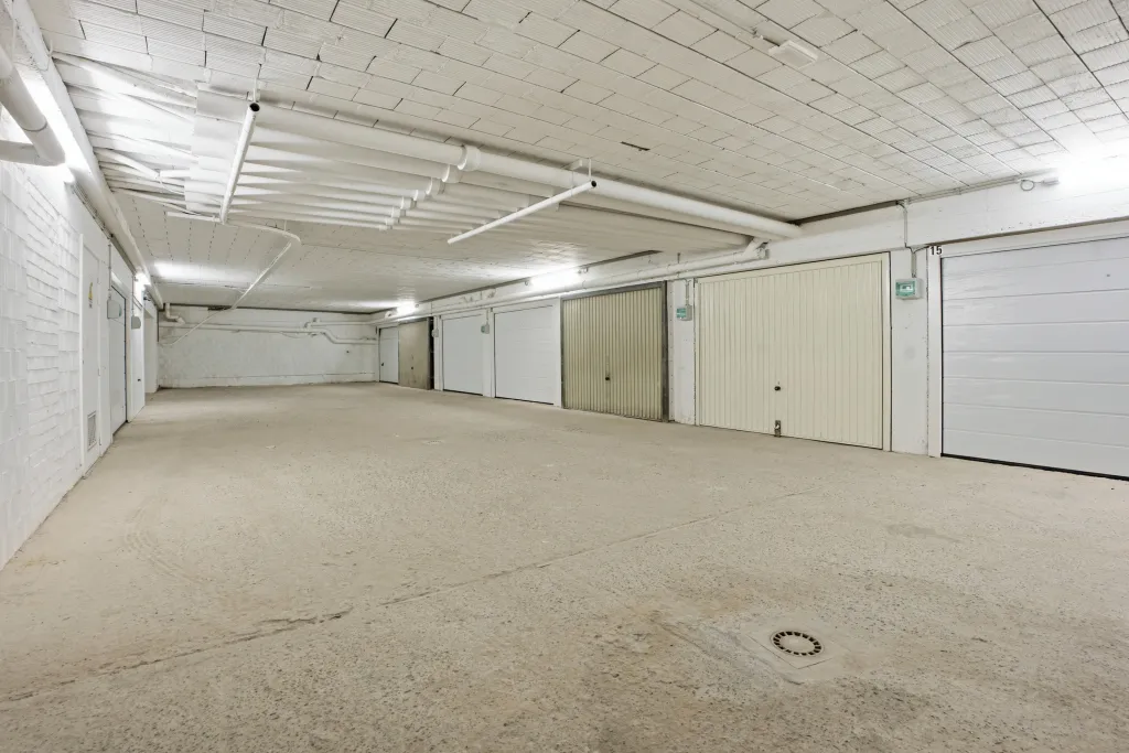 Appartement Estran – Frontaal Zeezicht op de Zeedijk in Sint-Idesbald