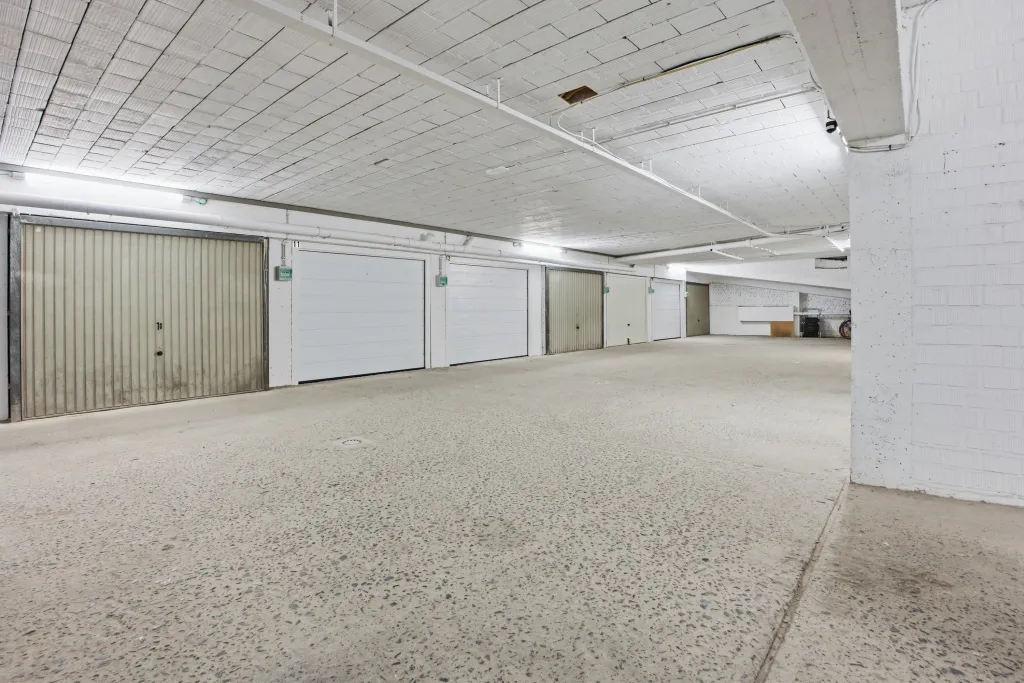 Appartement Estran – Frontaal Zeezicht op de Zeedijk in Sint-Idesbald